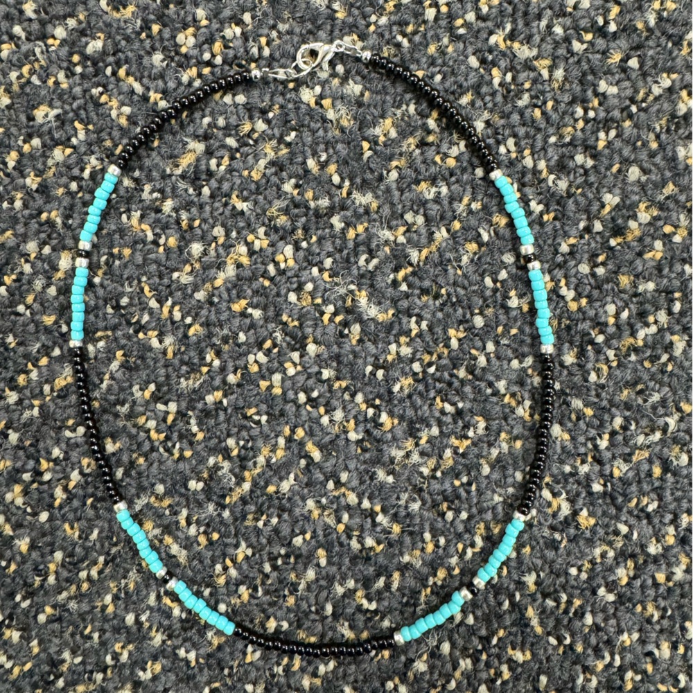 Western beaded choker necklace